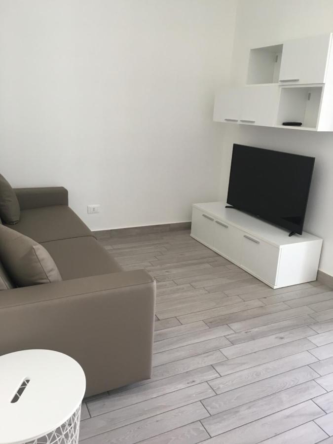 Home Hotel Senago Екстериор снимка