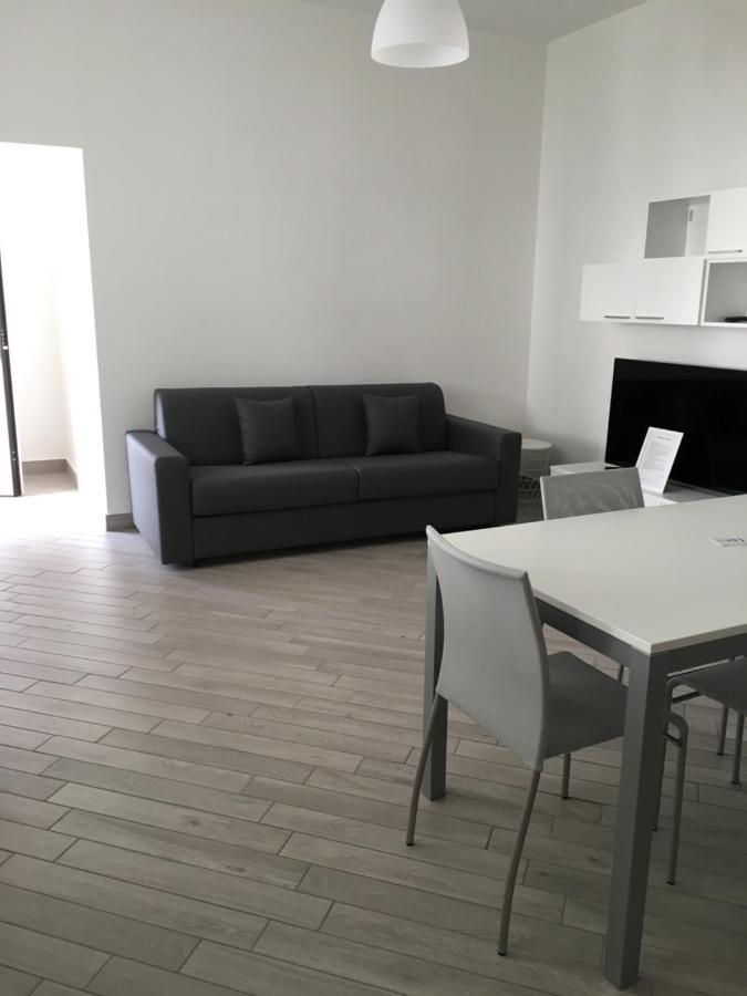 Home Hotel Senago Екстериор снимка