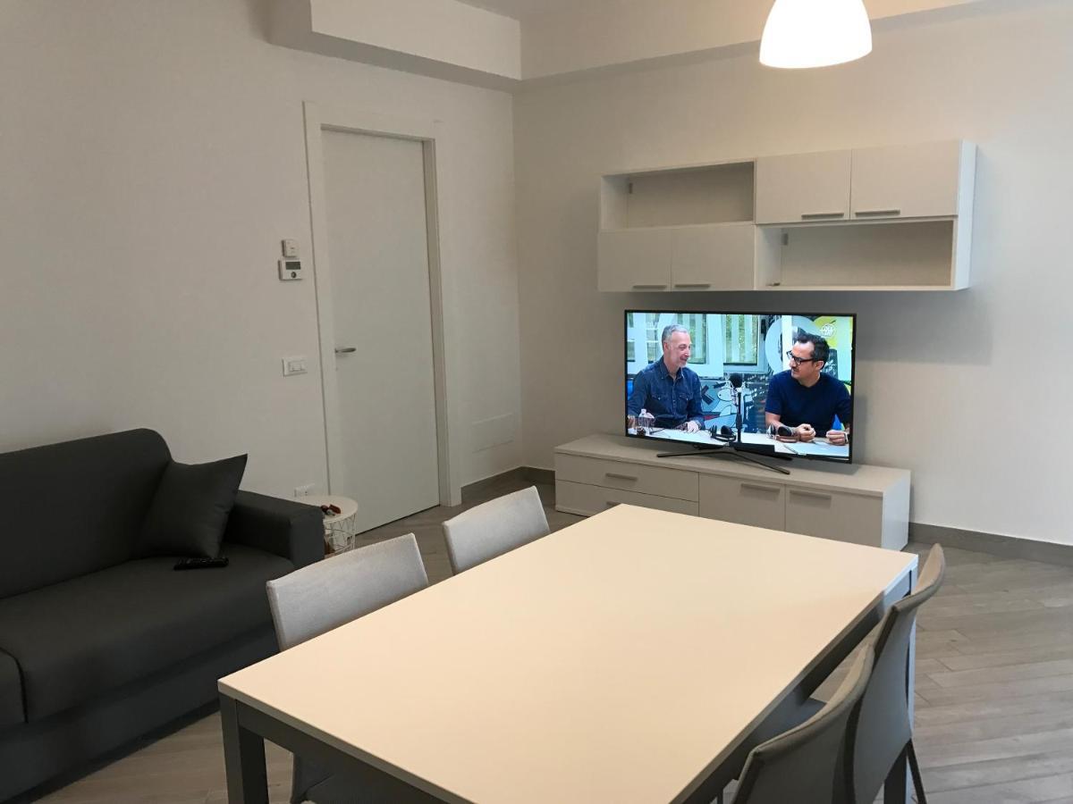 Home Hotel Senago Екстериор снимка