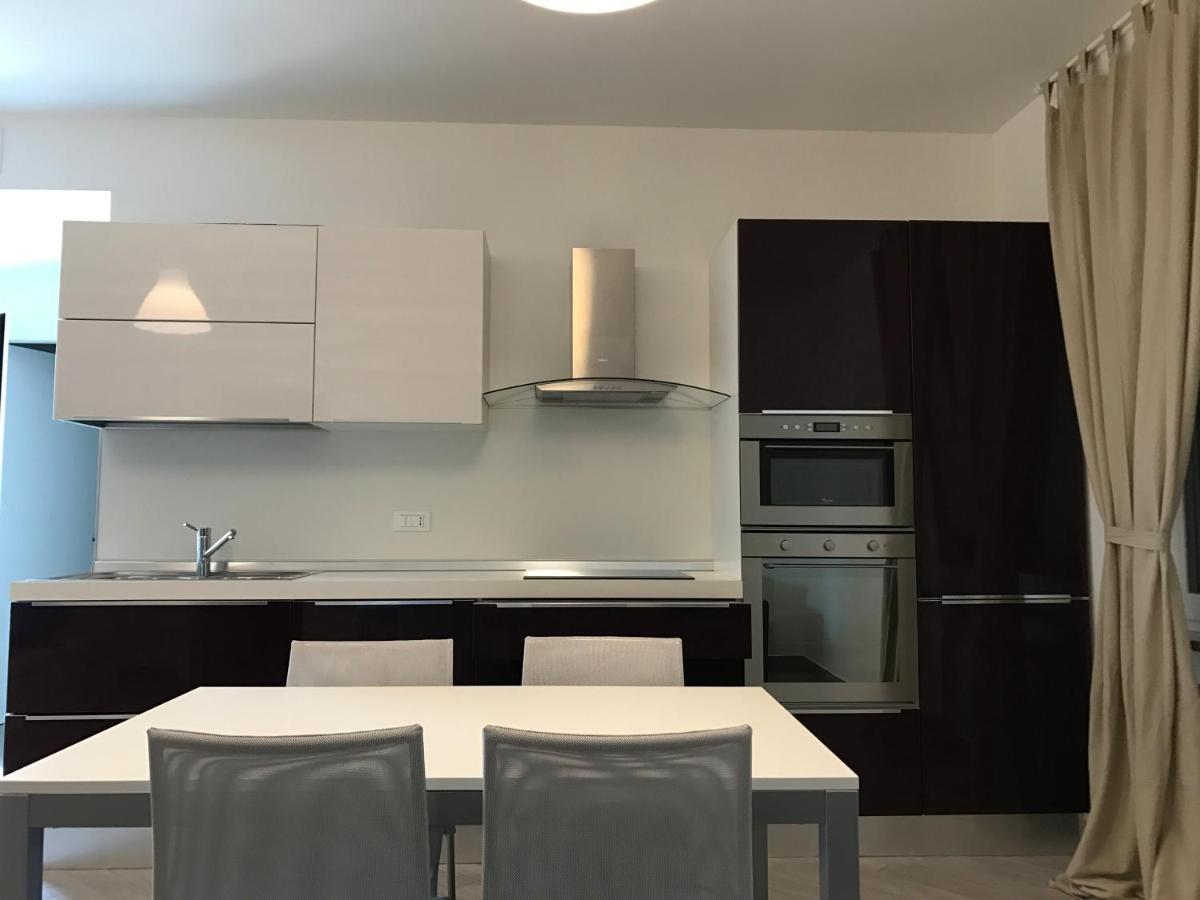 Home Hotel Senago Екстериор снимка