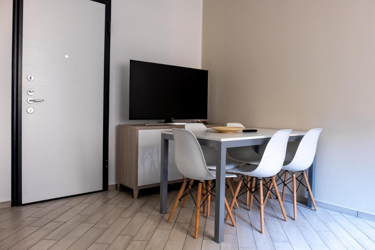 Home Hotel Senago Екстериор снимка