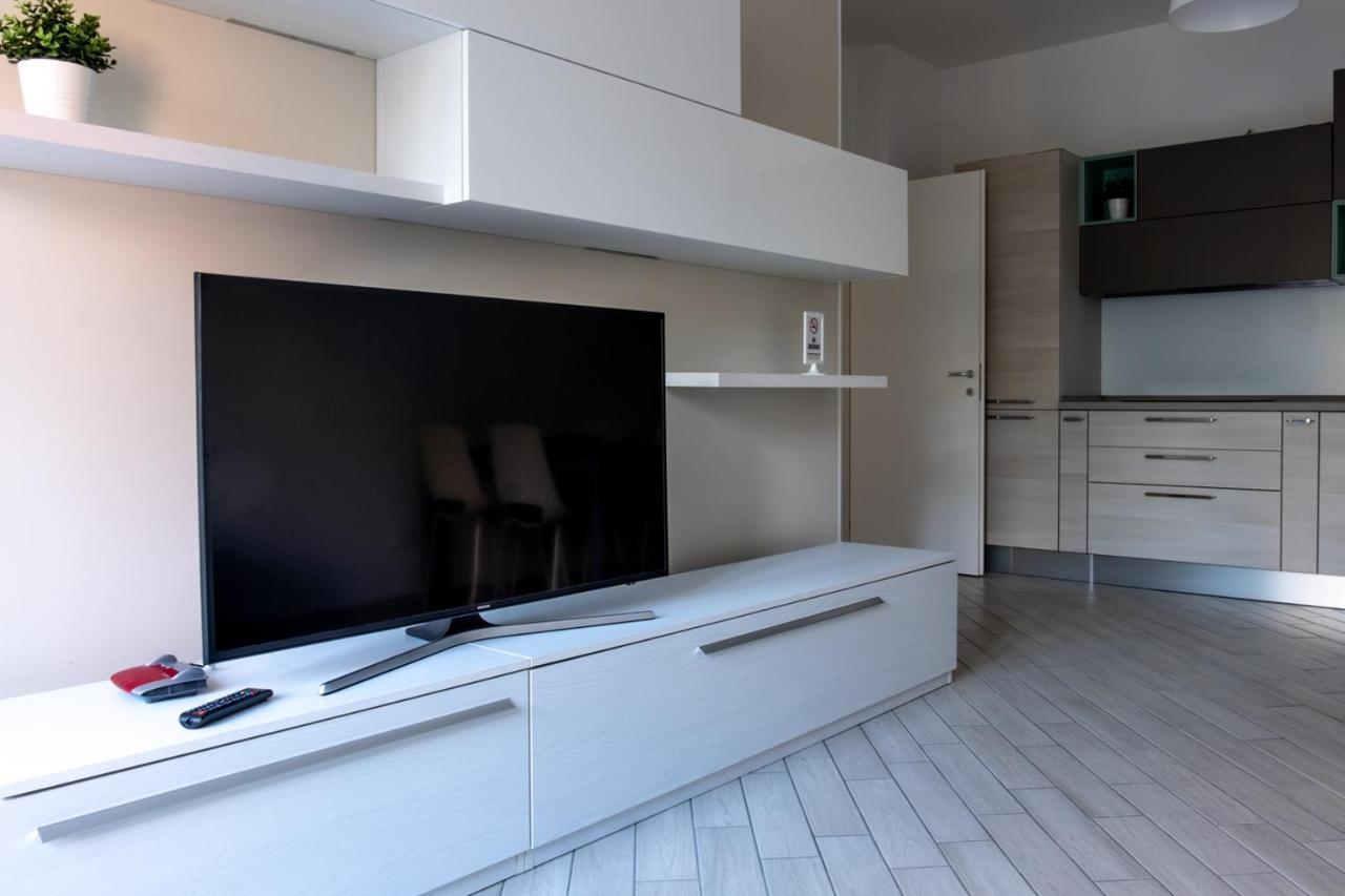 Home Hotel Senago Екстериор снимка