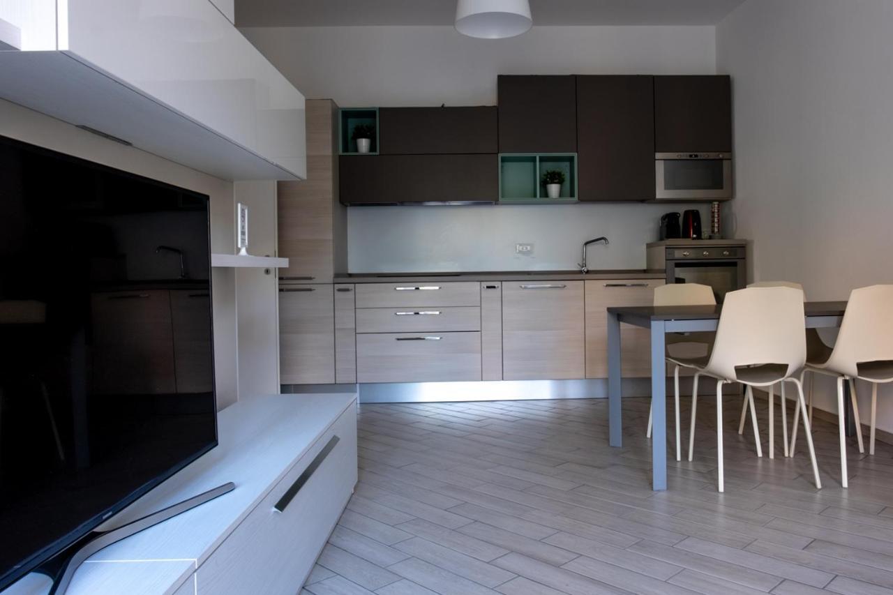 Home Hotel Senago Екстериор снимка