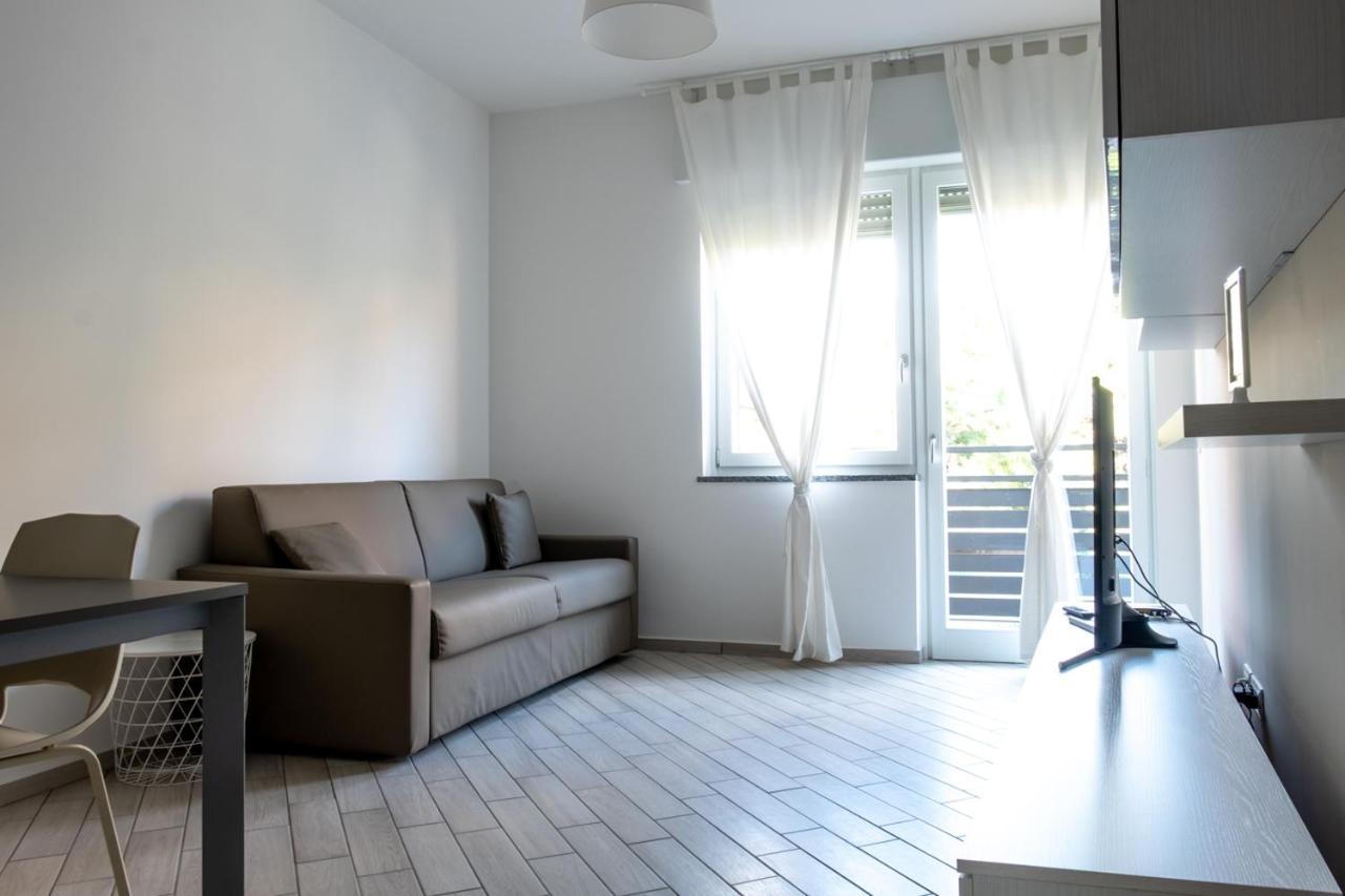 Home Hotel Senago Екстериор снимка