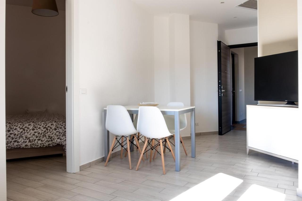 Home Hotel Senago Екстериор снимка